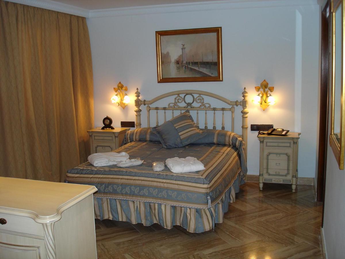 Hotel Hacienda Don Manuel Granja de Torrehermosa Buitenkant foto