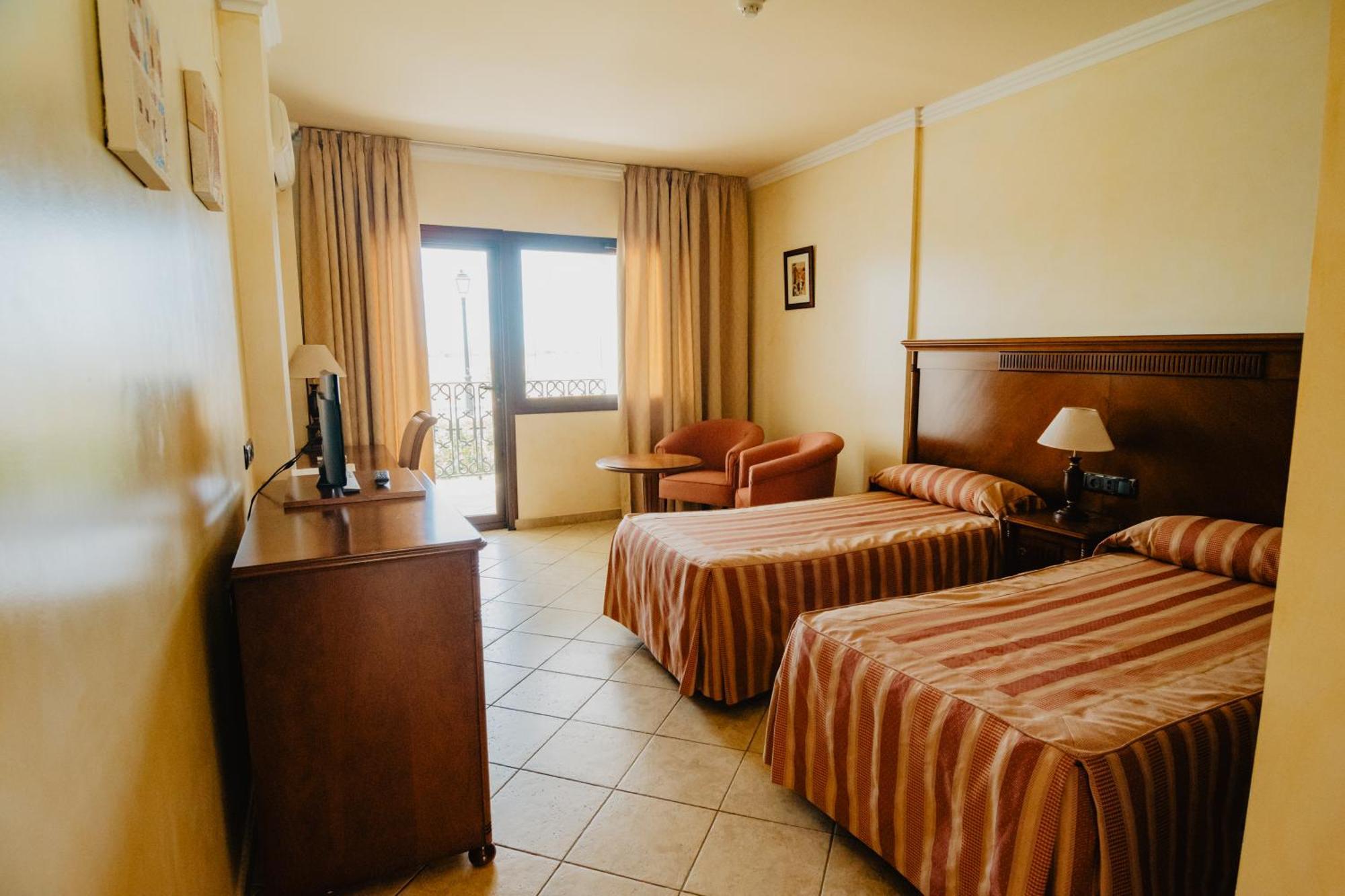 Hotel Hacienda Don Manuel Granja de Torrehermosa Buitenkant foto