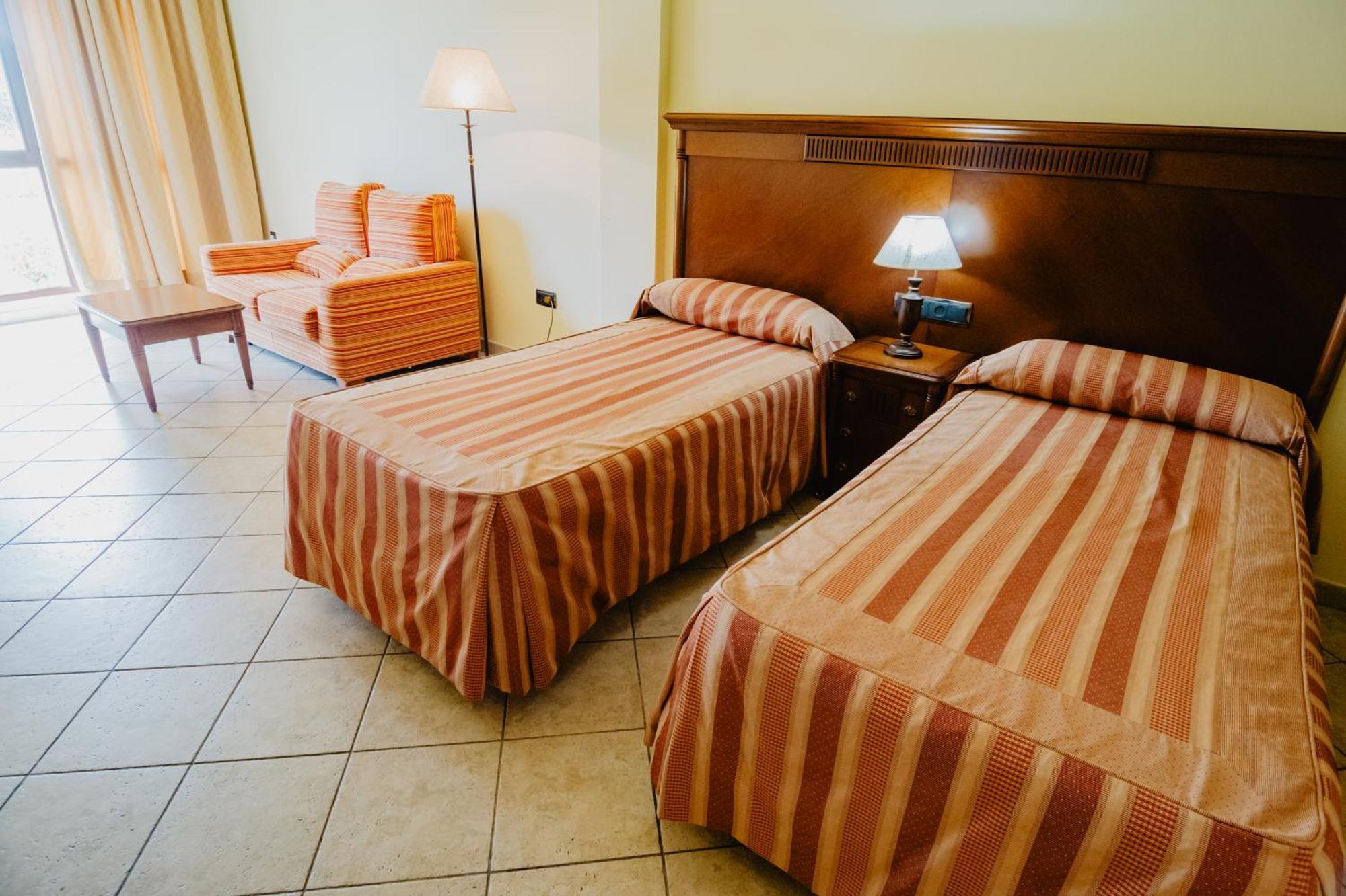 Hotel Hacienda Don Manuel Granja de Torrehermosa Buitenkant foto