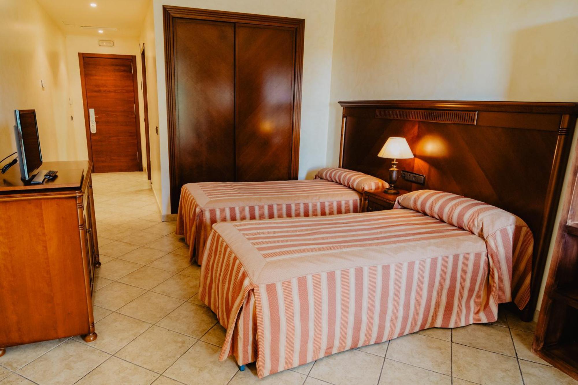 Hotel Hacienda Don Manuel Granja de Torrehermosa Buitenkant foto
