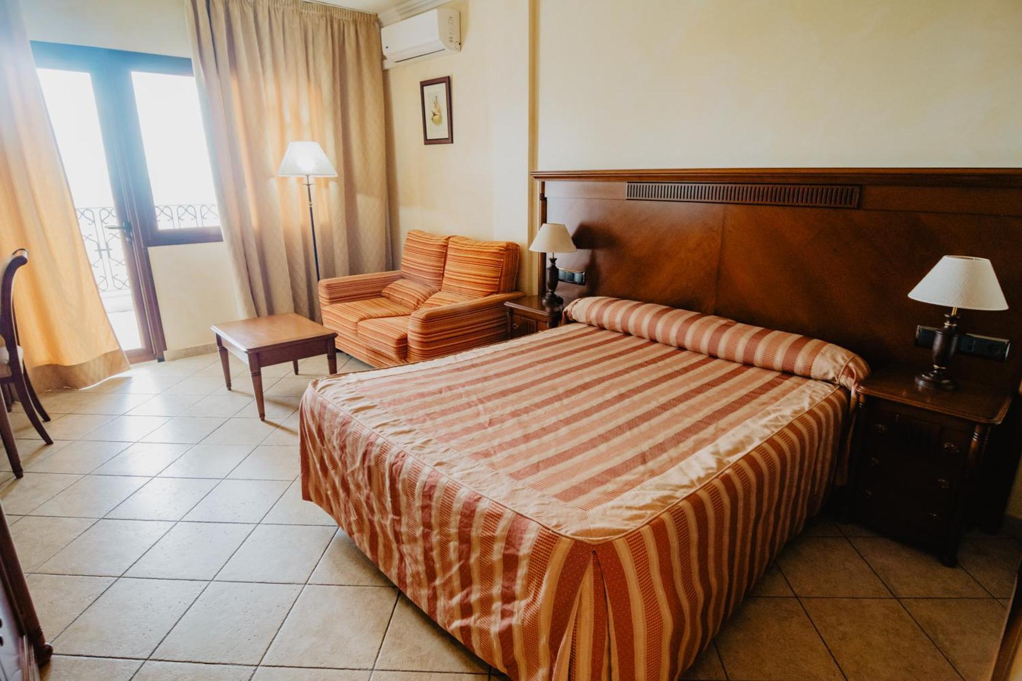 Hotel Hacienda Don Manuel Granja de Torrehermosa Buitenkant foto